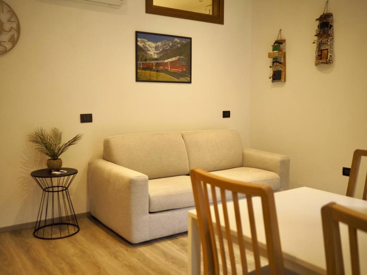 Appartement Casa Armida à Tirano Extérieur photo