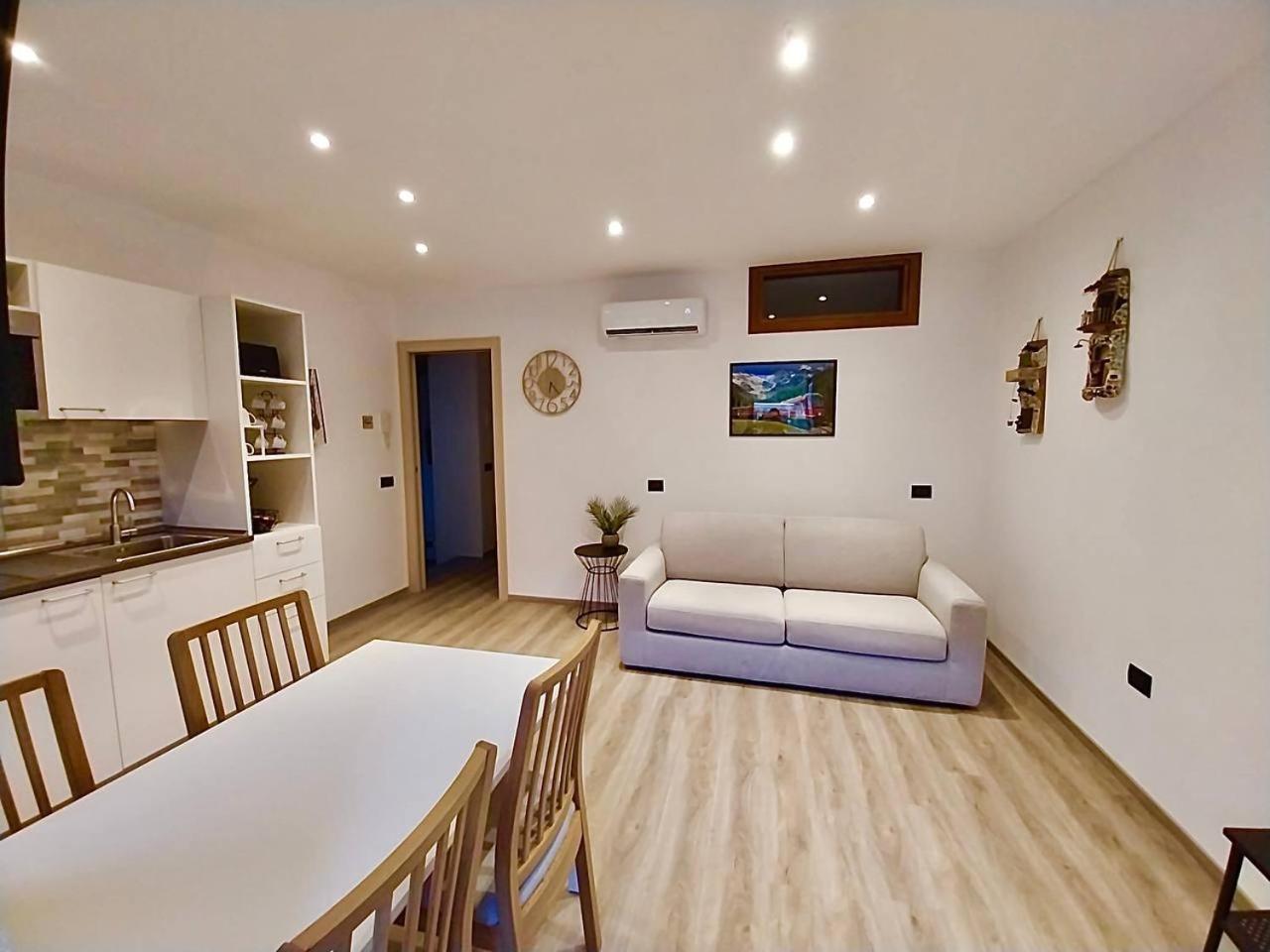 Appartement Casa Armida à Tirano Extérieur photo